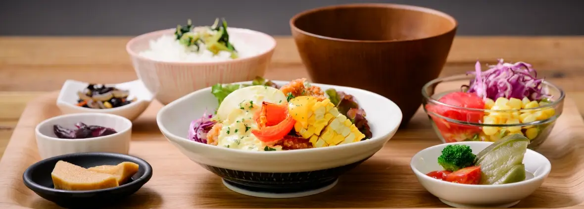洋食堂なか田